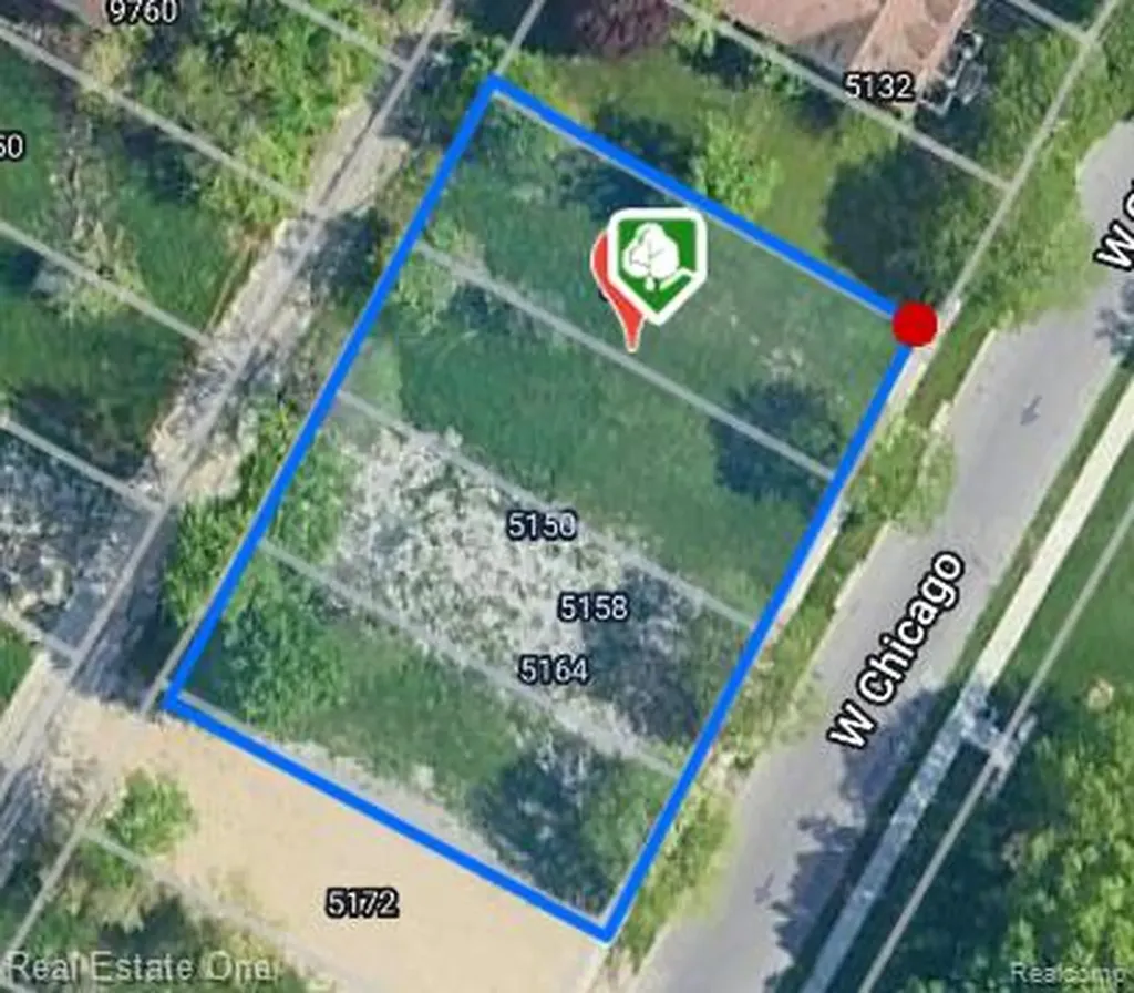 5140 W Chicago Detroit City MI 48204