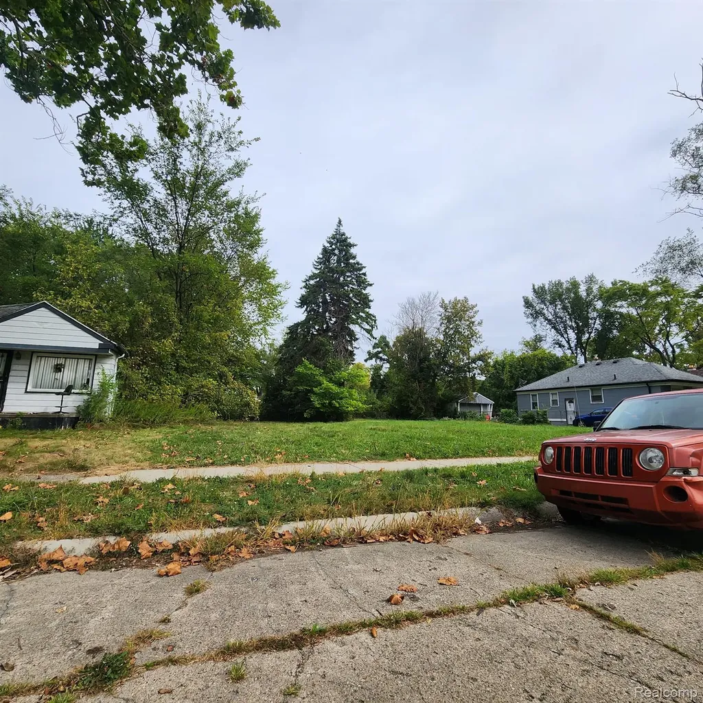 10086 Rosemont Avenue Detroit City MI 48228