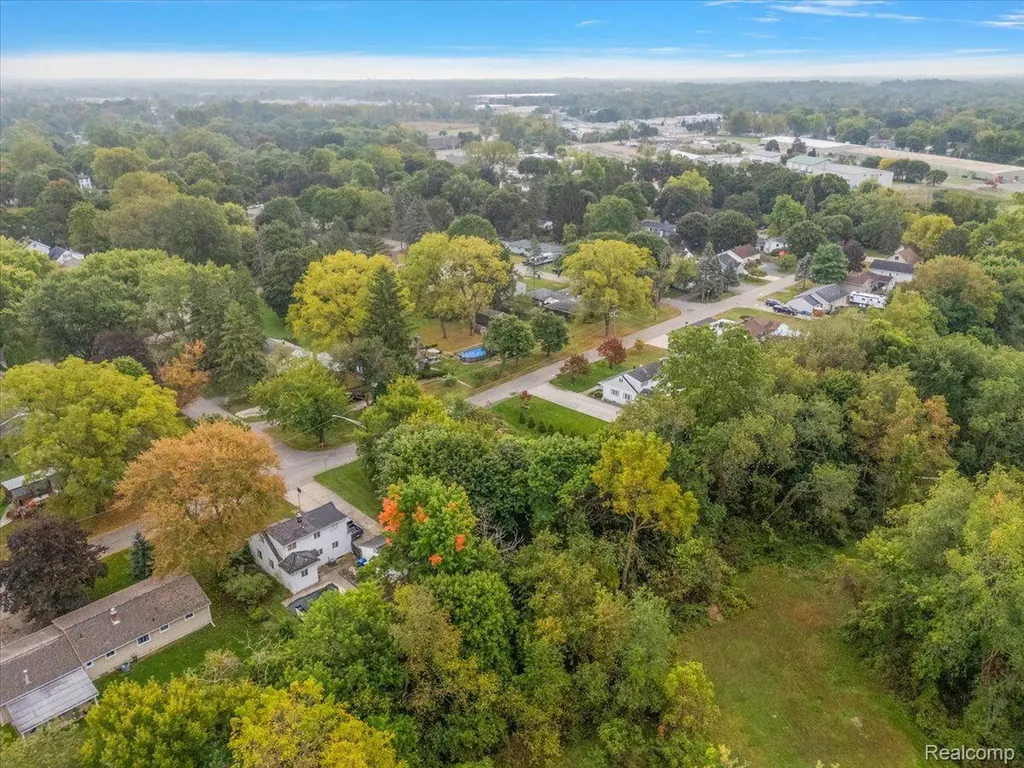 000 Waterloo Street Waterford Charter Township MI 48329