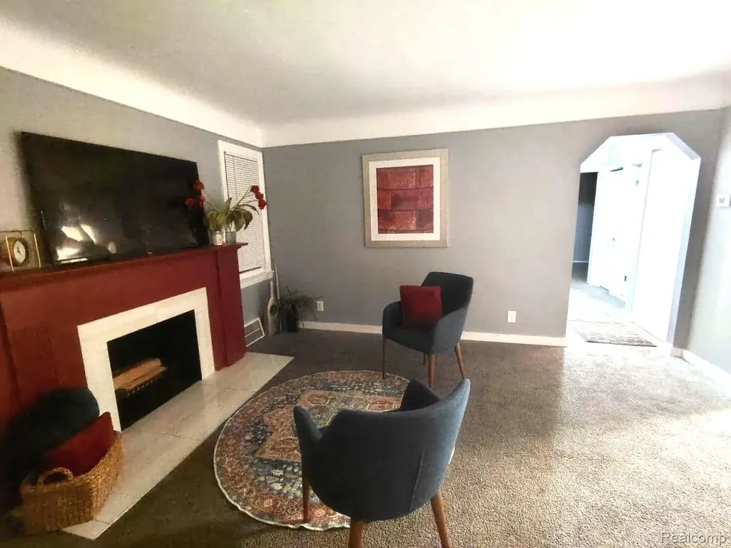 6144 Radnor Street Detroit City MI 48224