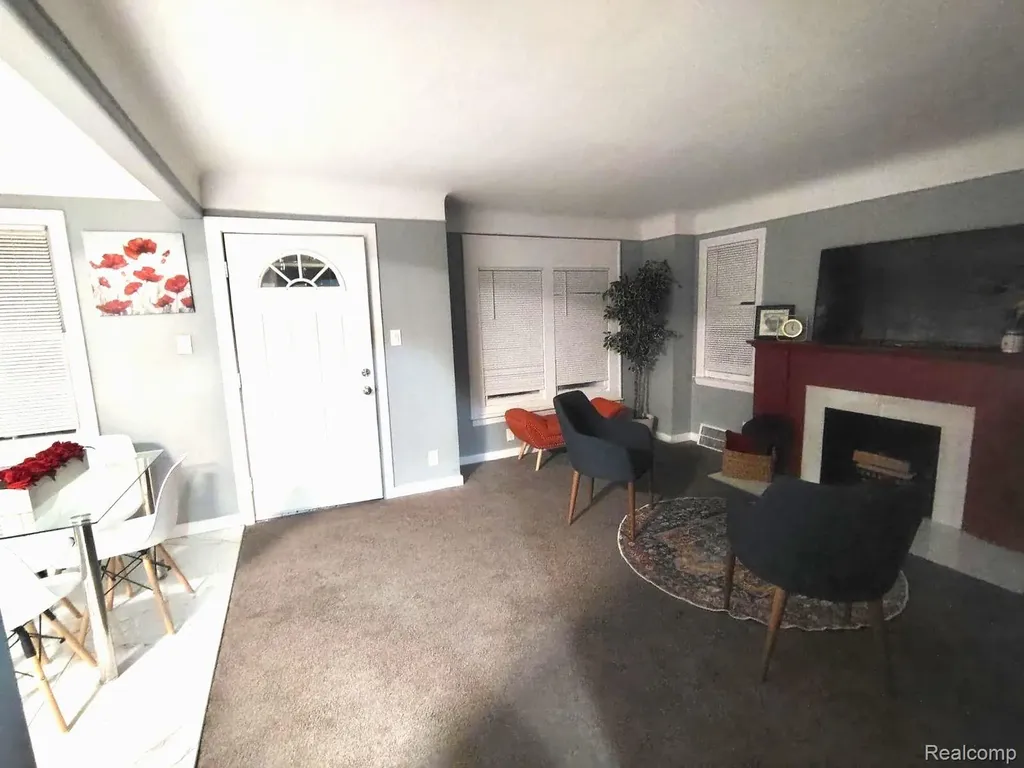 6144 Radnor Street Detroit City MI 48224