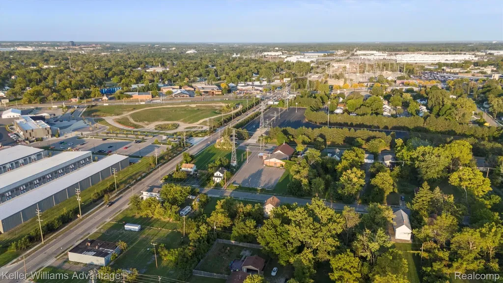 151 South Boulevard W Pontiac City MI 48341