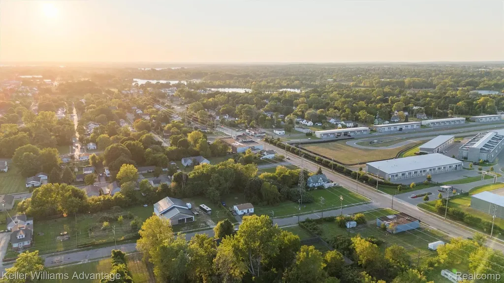 151 South Boulevard W Pontiac City MI 48341
