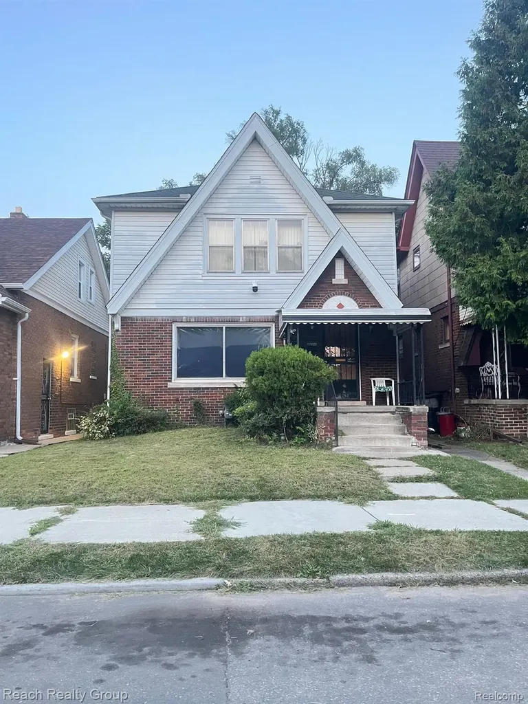 15782 Ohio Street Detroit City MI 48238