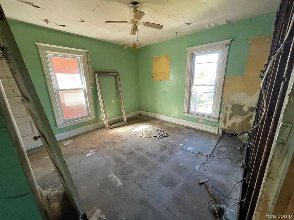 247 Horton Street Detroit City MI 48202