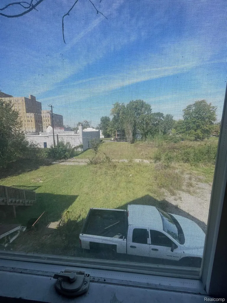 247 Horton Street Detroit City MI 48202