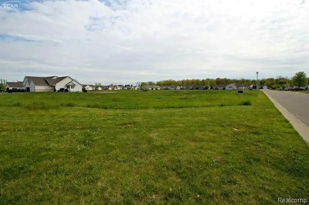 12058 Innsbruck Vienna Charter Township MI 48420