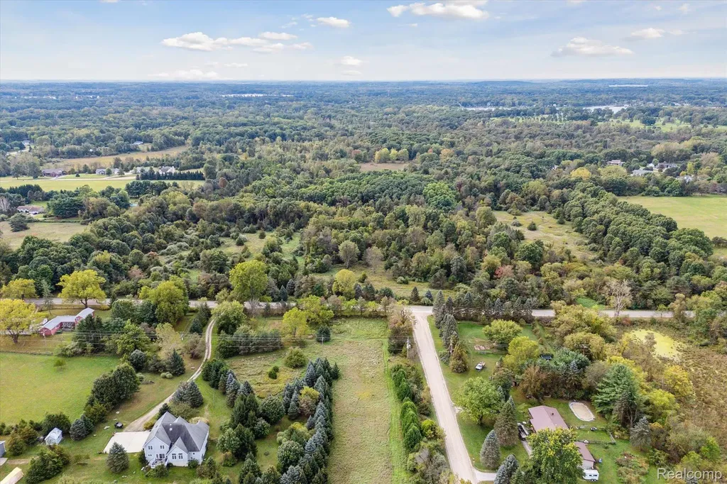 000 Swarthout Road Hamburg Township MI 48169
