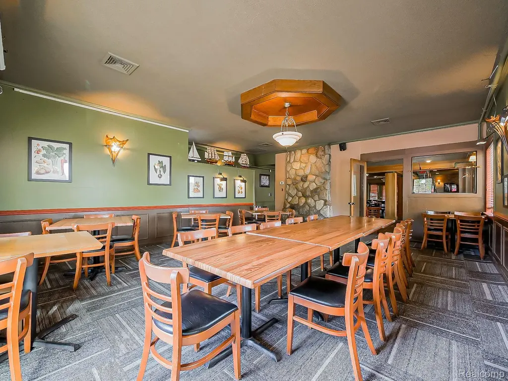 801 S Lapeer Road Orion Charter Township MI 48362
