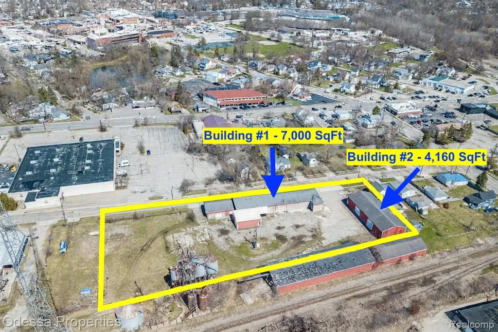 265 Howard Street Lapeer City MI 48446