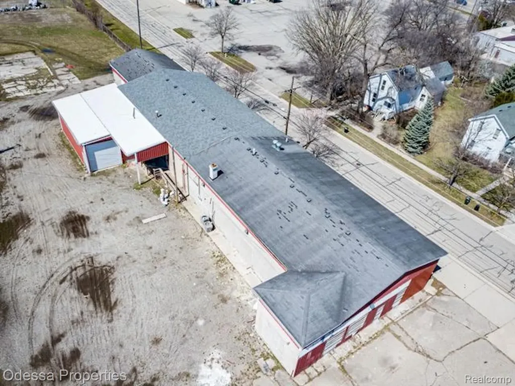 265 Howard Street Lapeer City MI 48446