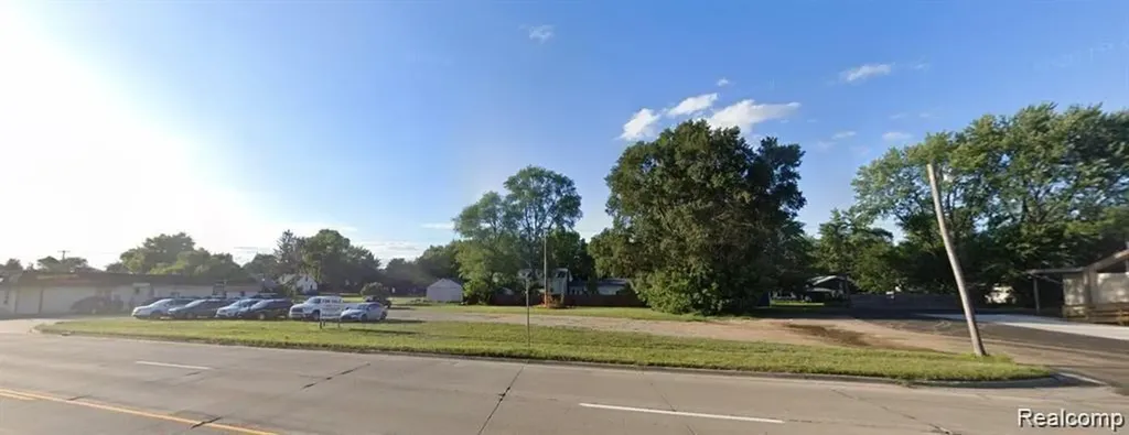 000 Walton Waterford Charter Township MI 48329