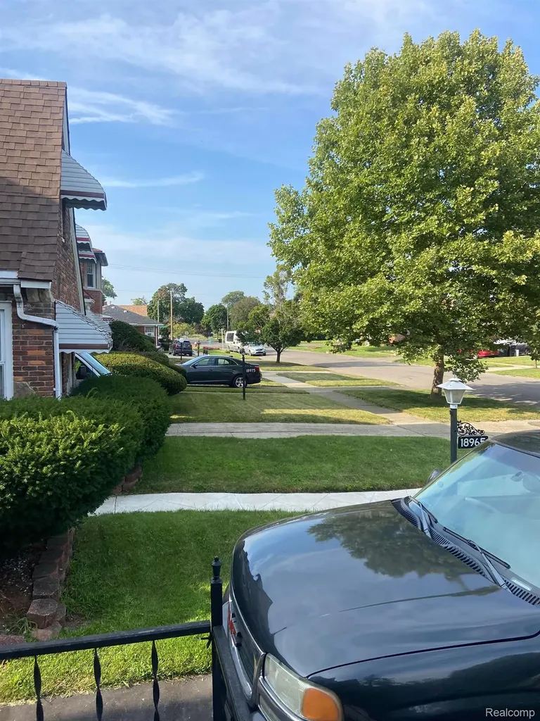 18961 Santa Barbara Drive Detroit City MI 48221