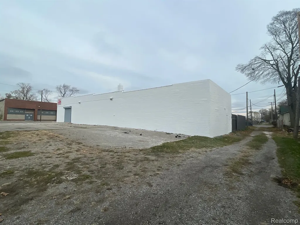 14131 Fenkell Street Detroit City MI 48227