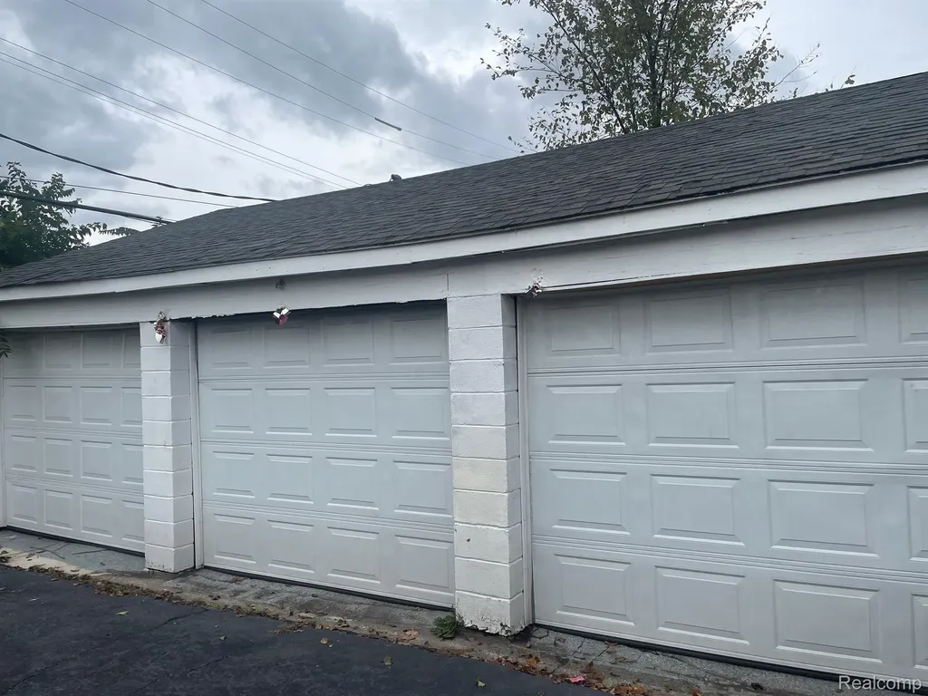 13837 Conant Street Detroit City MI 48212