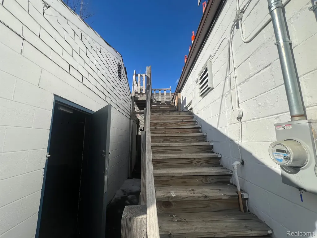 13837 Conant Street Detroit City MI 48212