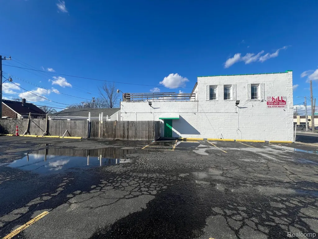 13837 Conant Street Detroit City MI 48212