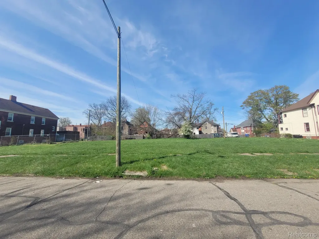 2939 Sheridan Street Detroit City MI 48214