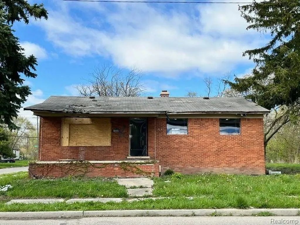 12326 Garnet Street Detroit City MI 48205
