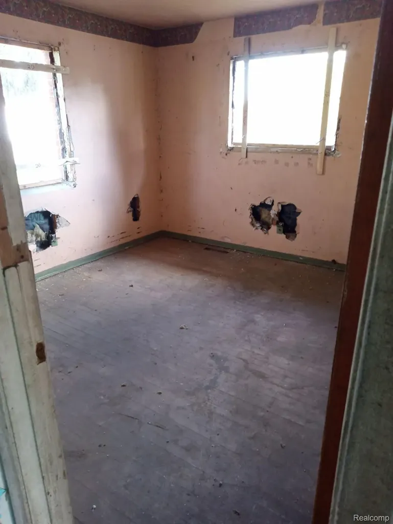 12326 Garnet Street Detroit City MI 48205
