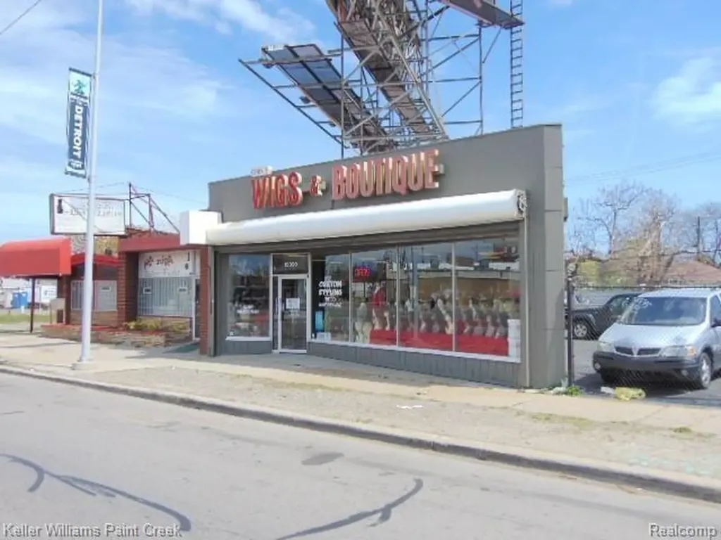 15390 Gratiot Avenue Detroit City MI 48205