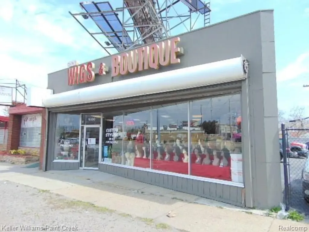 15390 Gratiot Avenue Detroit City MI 48205