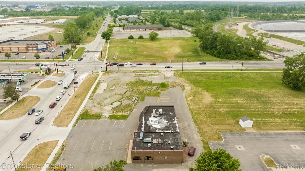 24995 Allen Road Woodhaven City MI 48183