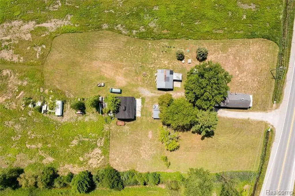 2396 Wadhams Road Kimball Township MI 48074