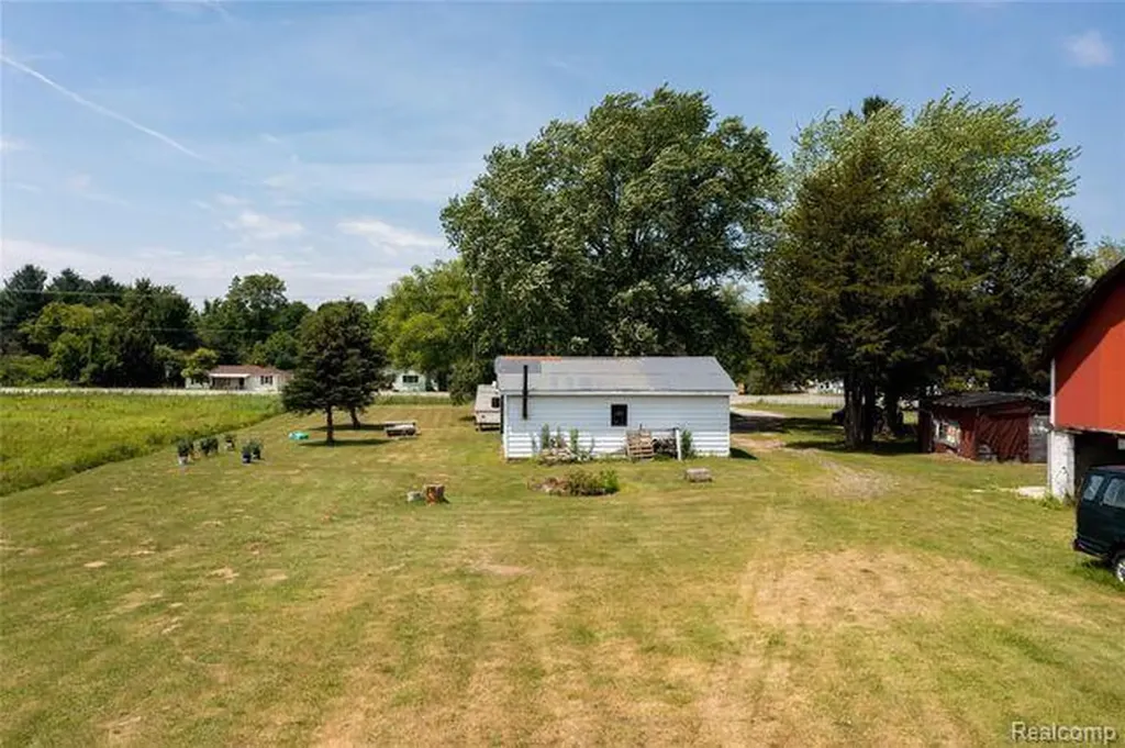 2396 Wadhams Road Kimball Township MI 48074