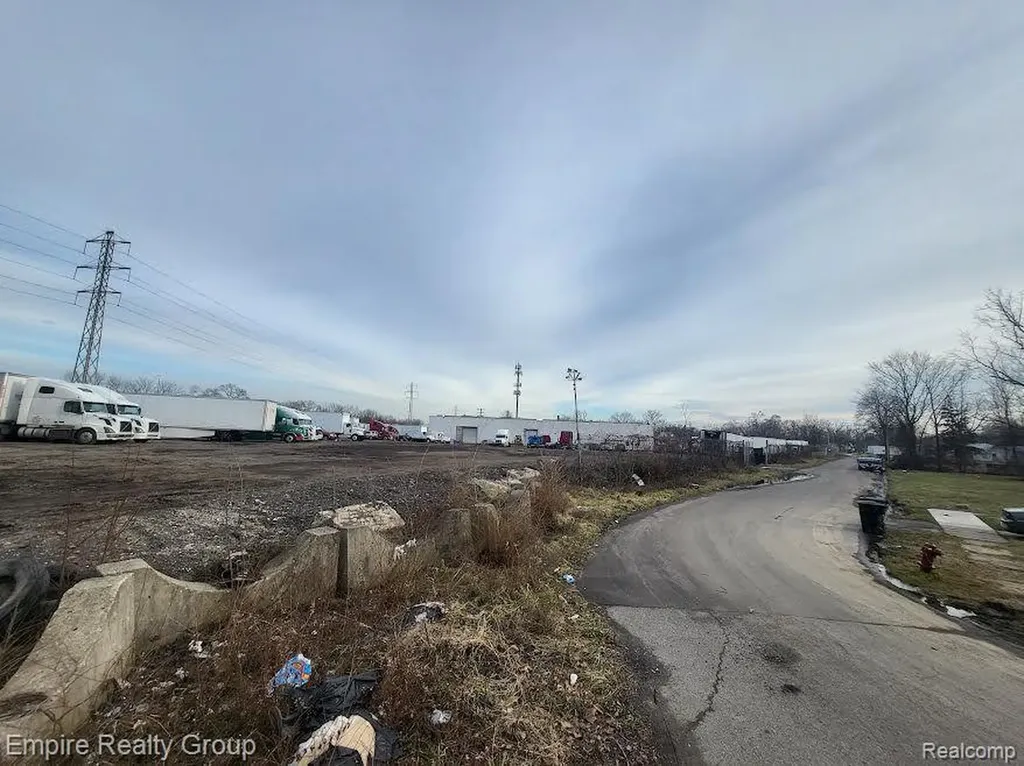 15800 Tireman Street Detroit City MI 48228