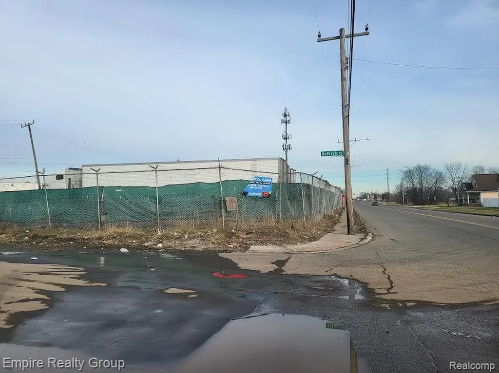 15800 Tireman Street Detroit City MI 48228