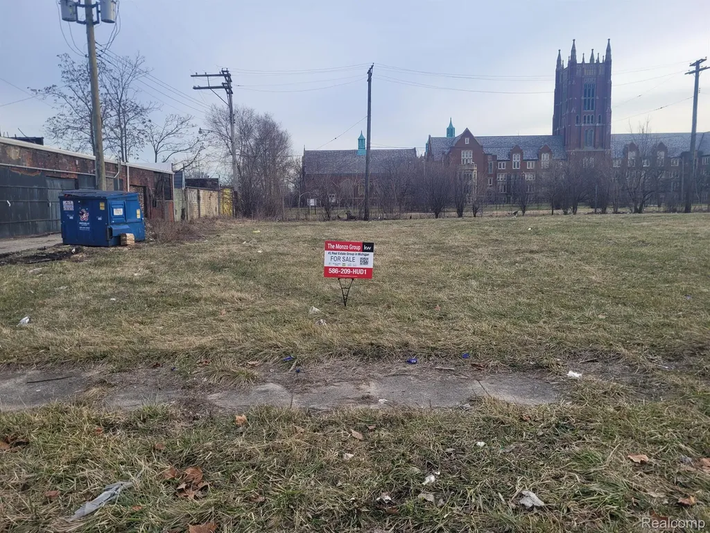 2629 Rochester Street Detroit City MI 48206