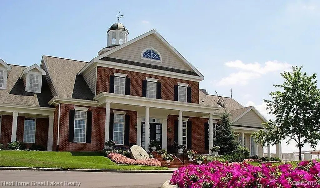 78 Westwood Drive Grand Blanc City MI 48439