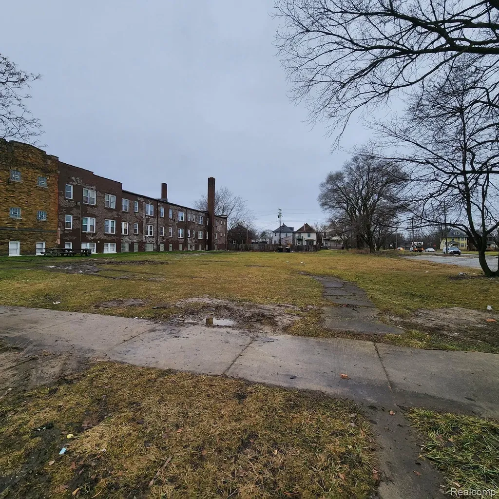 1809 W Grand Boulevard Detroit City MI 48208