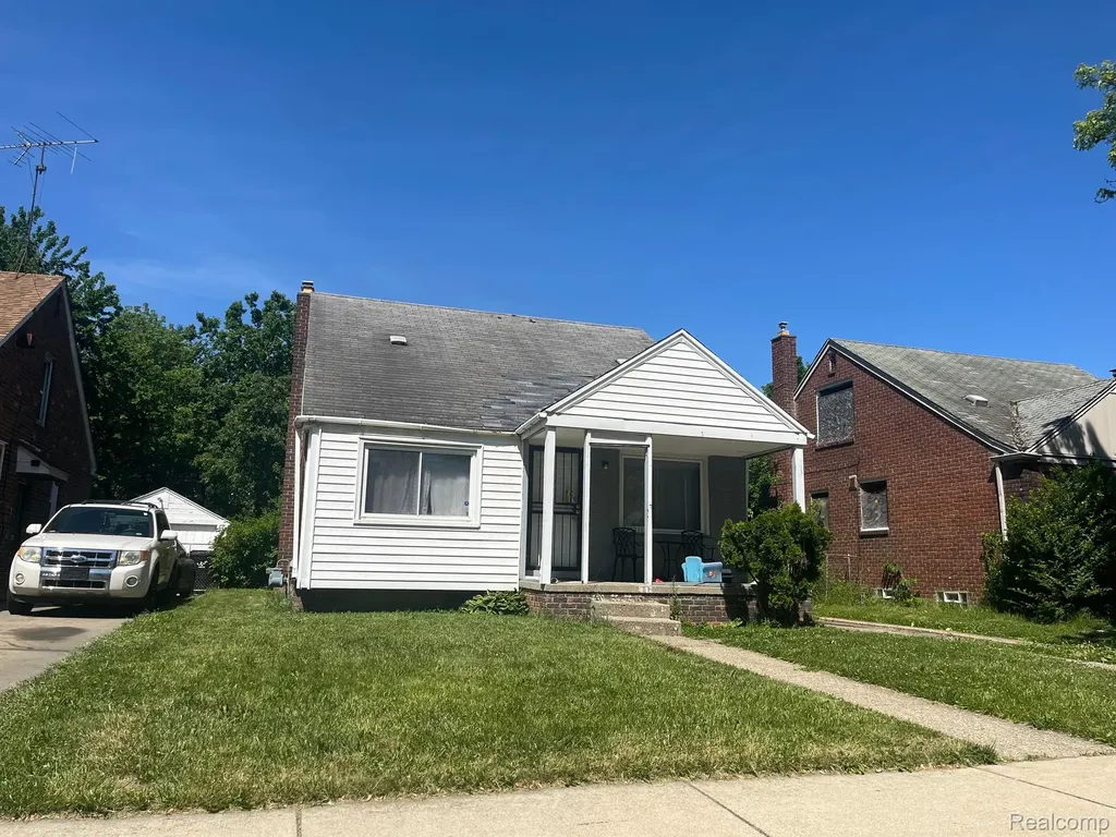 19211 Alcoy Street Detroit City MI 48205