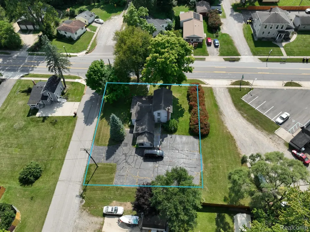 545 E Main Street Pinckney Village MI 48169