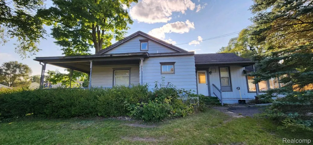 545 E Main Street Pinckney Village MI 48169