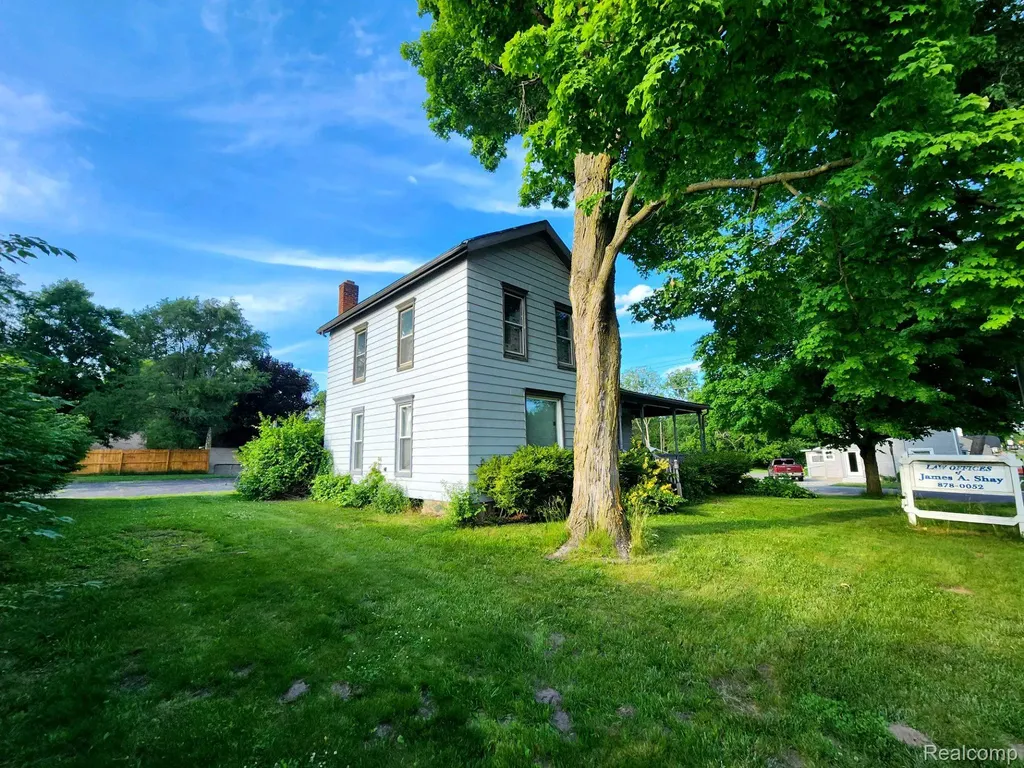 545 E Main Street Pinckney Village MI 48169