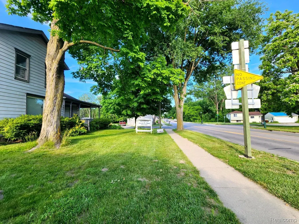 545 E Main Street Pinckney Village MI 48169