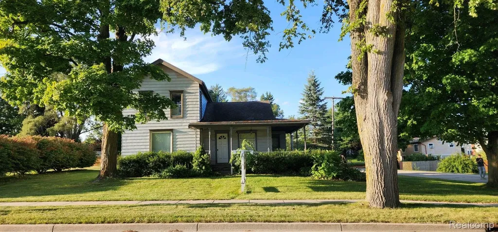 545 E Main Street Pinckney Village MI 48169