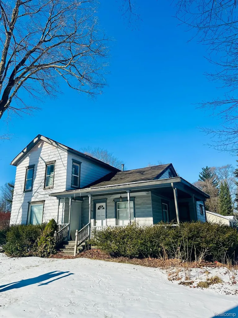 545 E Main Street Pinckney Village MI 48169