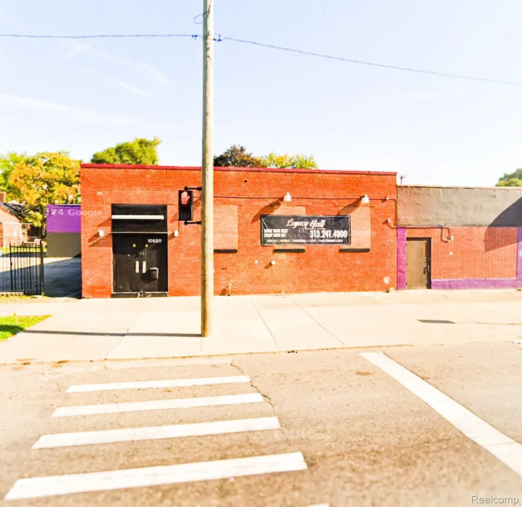 10820 Whittier Street Detroit City MI 48224