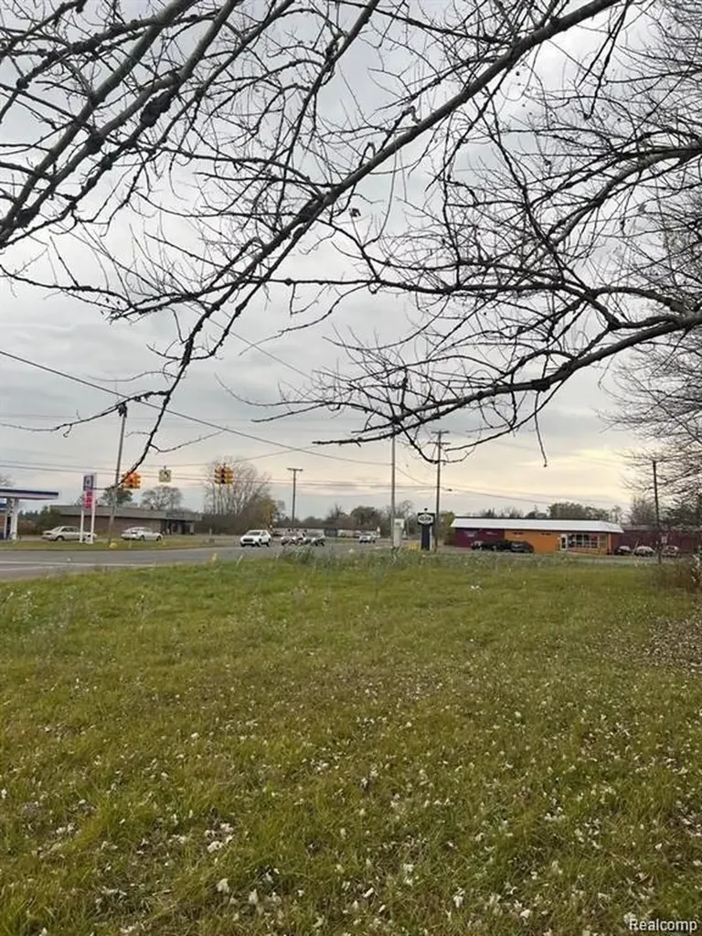 2105 Williamson Road Bridgeport Charter Township MI 48601