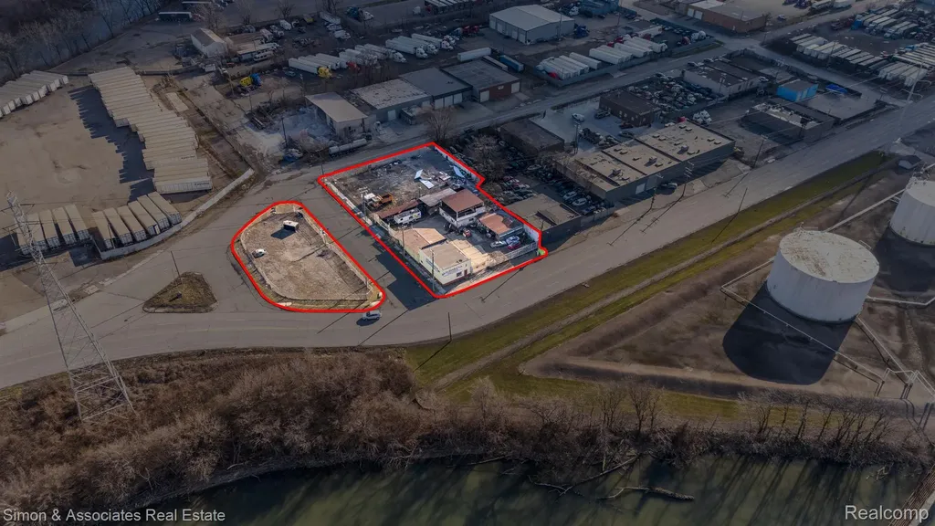303 S Dix Street Detroit City MI 48217