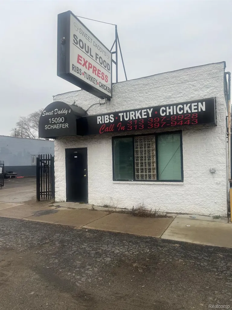 15090 Schaefer Detroit City MI 48227