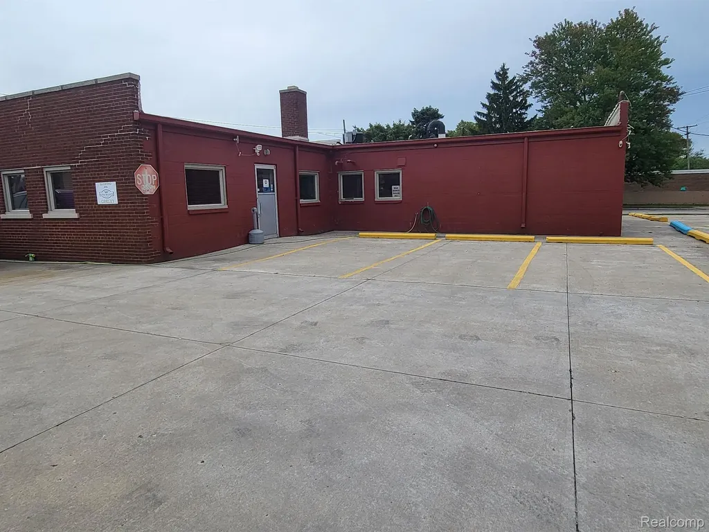 12170 Fort Street Southgate City MI 48195