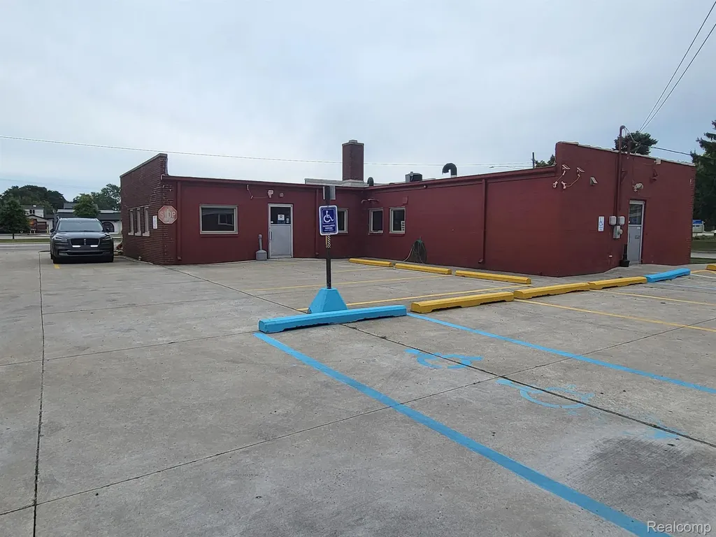 12170 Fort Street Southgate City MI 48195