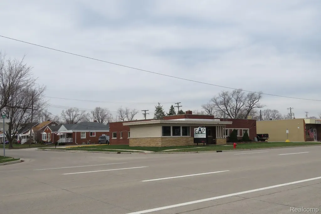 12170 Fort Street Southgate City MI 48195