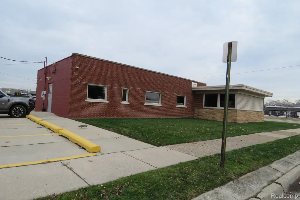 12170 Fort Street Southgate City MI 48195