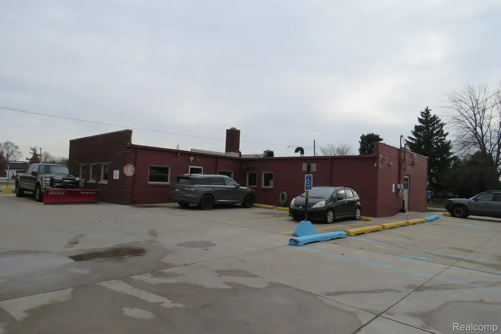 12170 Fort Street Southgate City MI 48195